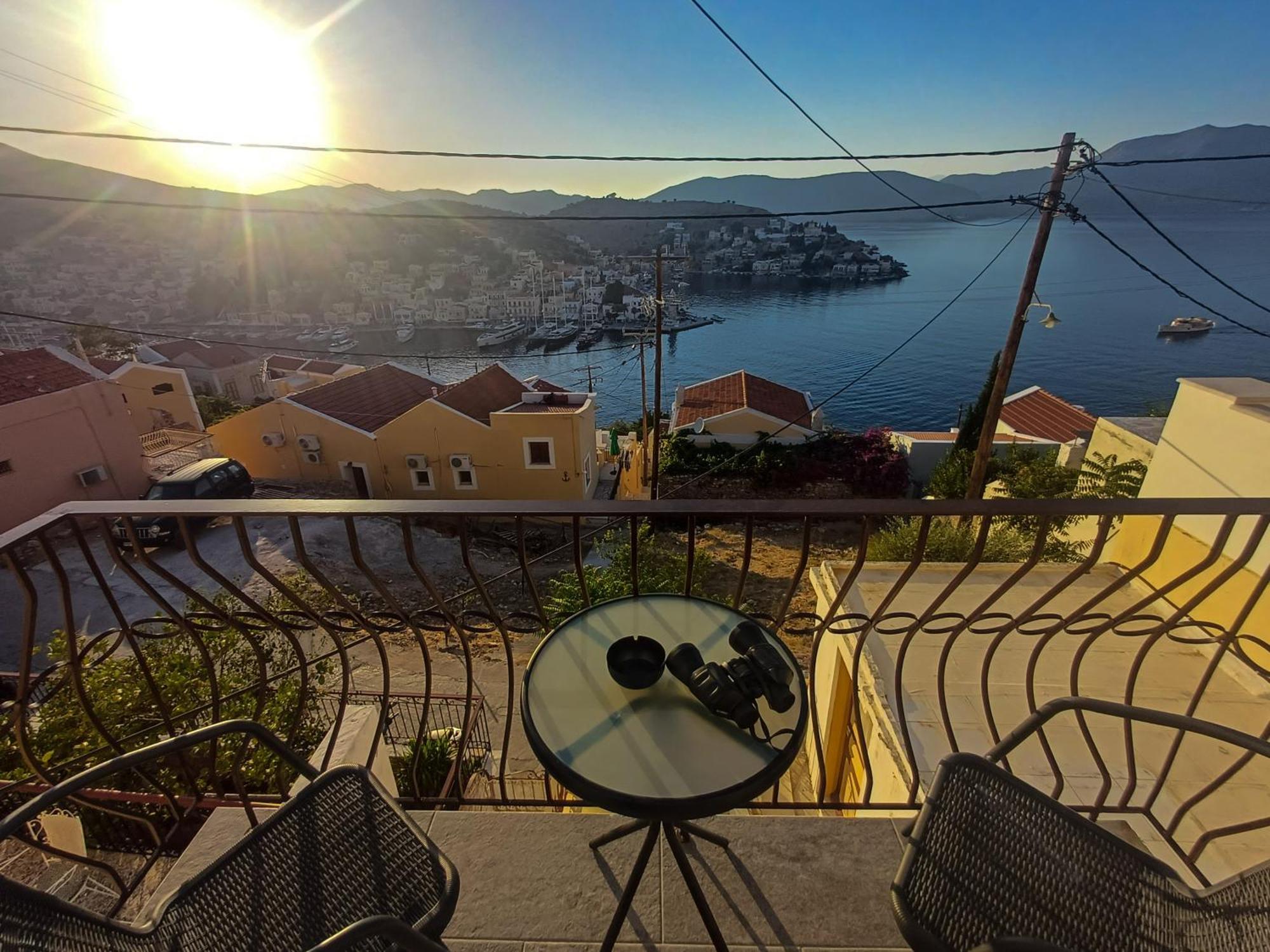 Апартаменты Duchess Harbour View Сими Экстерьер фото